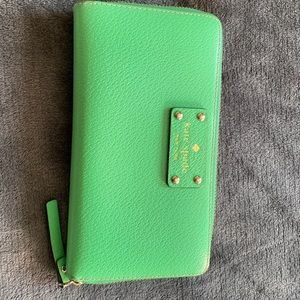 Kate Spade Kelly green wallet